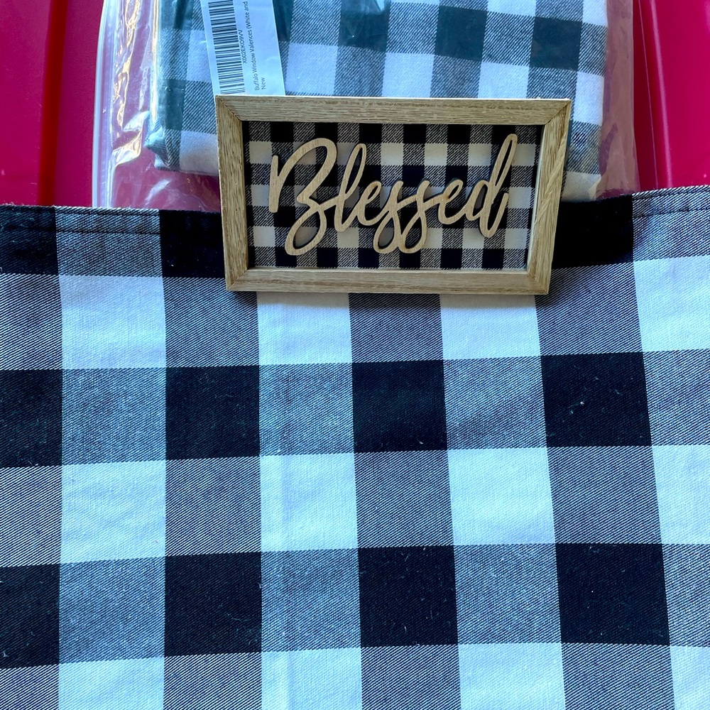 Buffalo Plaid - Valance, Table Runner & Sign